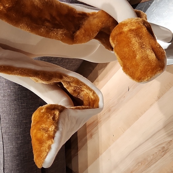 KIDS NEW FASHION ANIMAL HAT DOG BROWN AND BLACK SIZE FITS ALL INSULATED. - Picture 2 of 7